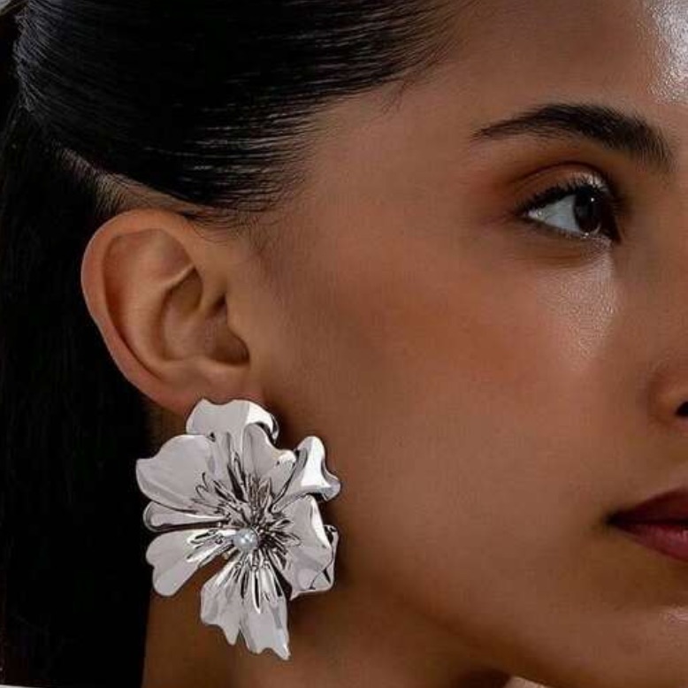 Silver Floral Statement Earring N1335 25$